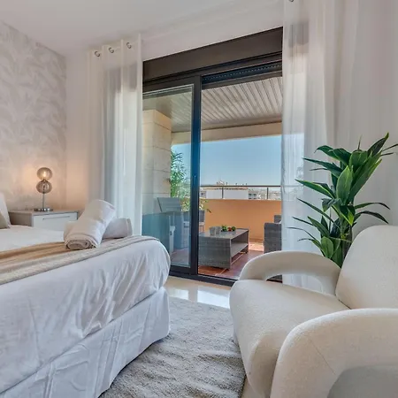 Vacation I The Sunrise Golden Mile Flat, Next To Convention Center, Recently Refurbished, Prime Location, 300m To The *