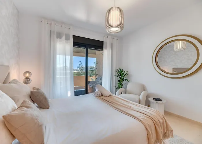 Vacation I The Sunrise Golden Mile Flat, Next To Convention Center, Recently Refurbished, Prime Location, 300m To The *