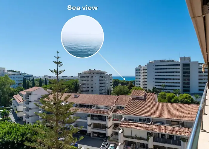 Vacation I The Sunrise Golden Mile Flat, Next To Convention Center, Recently Refurbished, Prime Location, 300m To The Apartmán Marbella