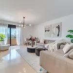Vacation I The Sunrise Golden Mile Flat, Next To Convention Center, Recently Refurbished, Prime Location, 300m To The