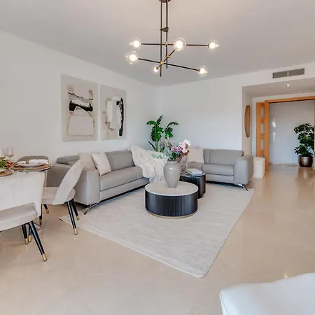 Vacation I The Sunrise Golden Mile Flat, Next To Convention Center, Recently Refurbished, Prime Location, 300m To The *